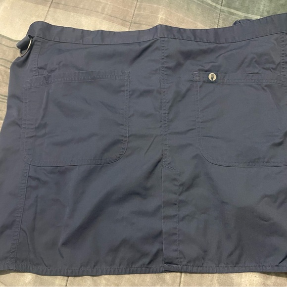 Navy Blue apron with Pockets - Picture 1 of 3